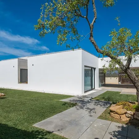 Vila Bela Vista Da 17 By Destination Algarve Luz